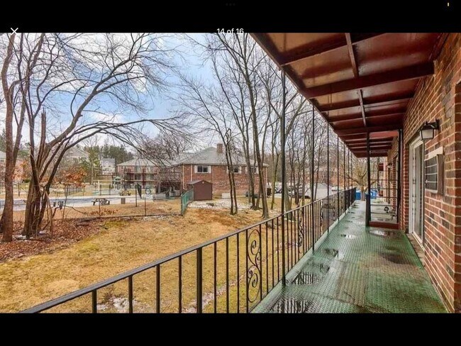 Building Photo - Spacious 3BR Condo in North Andover