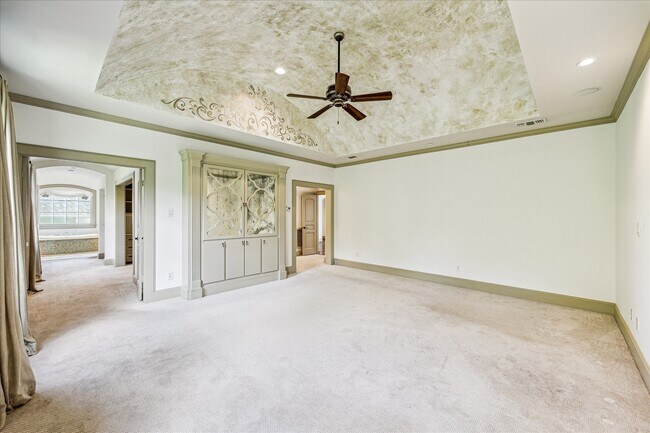 Building Photo - 4800 Palm St