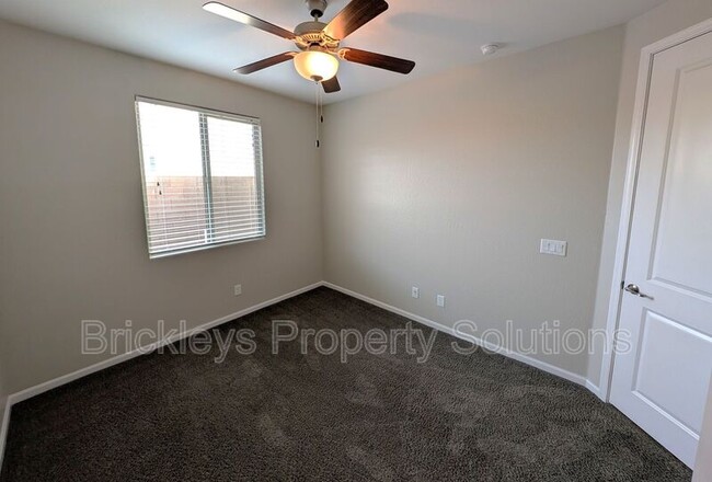 Building Photo - 10564 East Sebring Avenue