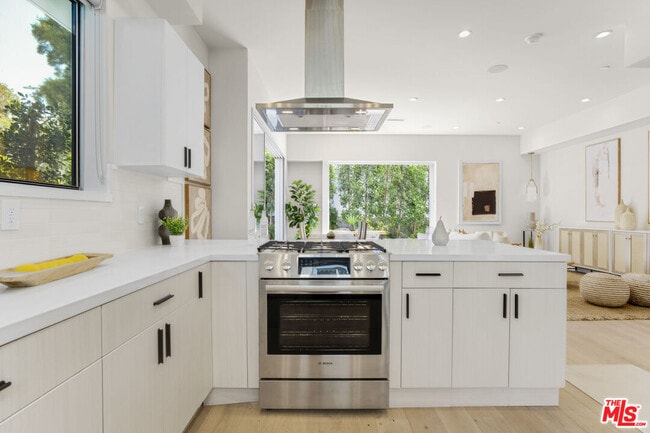 Building Photo - 1840 17th St