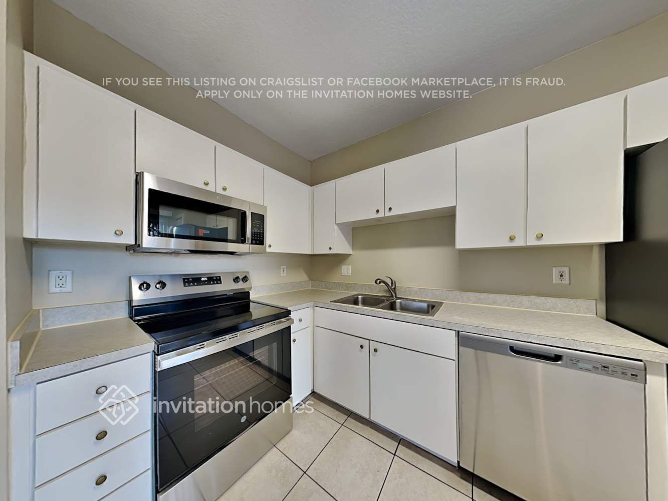 Building Photo - 8525 Quarter Horse Dr