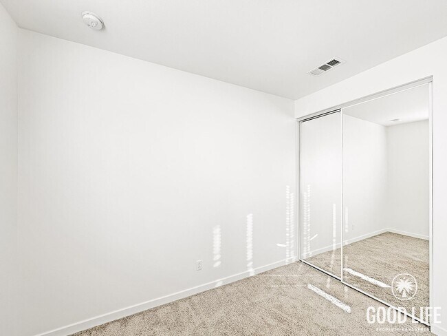 Building Photo - Beautiful 3BR Home in Stanton | Private Yard + 3 Car Attached Garage