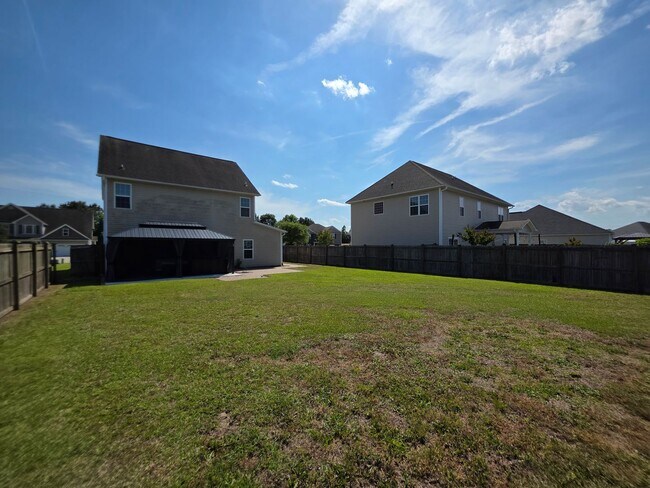 Building Photo - 702 Appling Ct