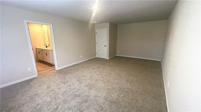 Building Photo - 2294 Grape Vine Wy