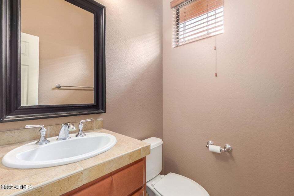 Building Photo - 9551 E Redfield Rd