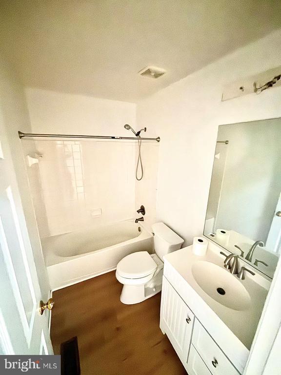 Building Photo - 12411 Carters Grove Pl