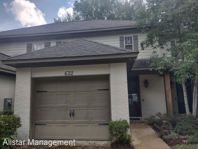 Primary Photo - 2 br, 2.5 bath House - 622 Braeburn Ct