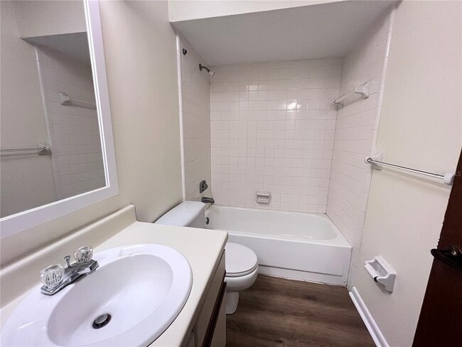 Building Photo - 313 SW 54th Dr