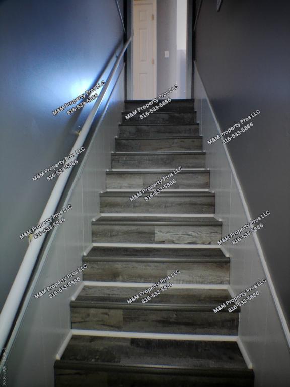 Building Photo - 7024 N Winchester Ave