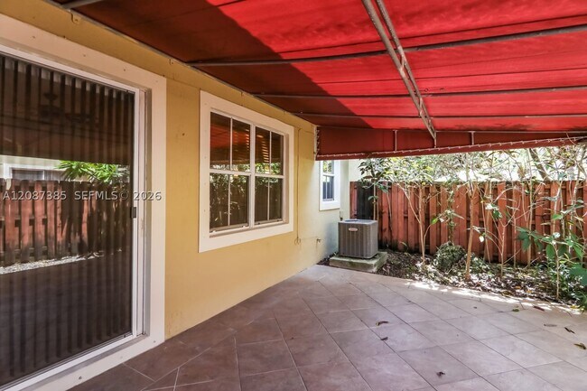 Building Photo - 12274 SW 123rd Pl