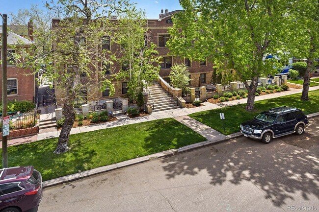 Building Photo - 740 N Sherman St