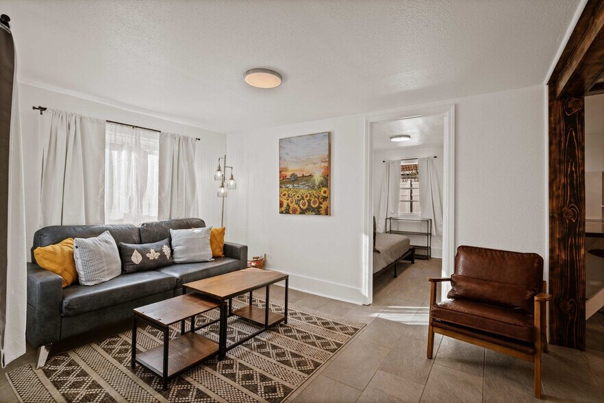 Building Photo - 2904 Berwick St