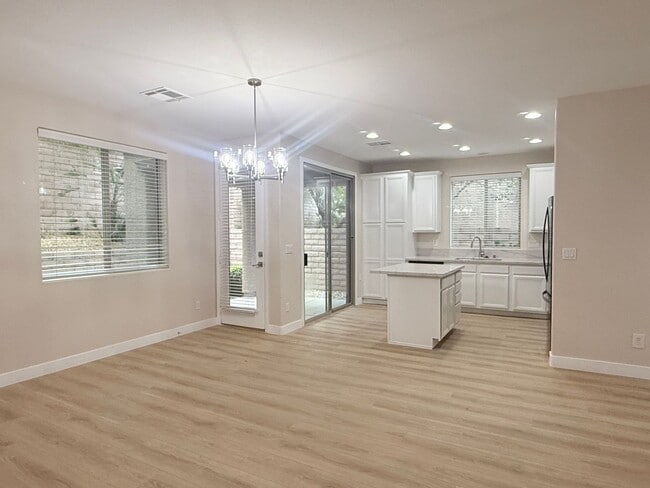 Building Photo - 11904 Amistoso Ln