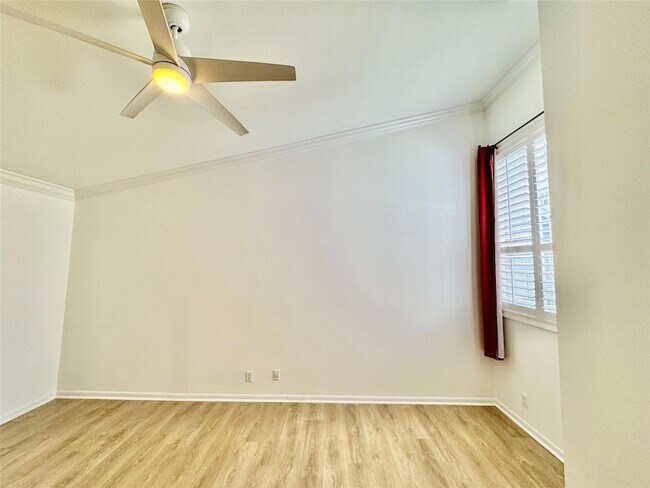 Building Photo - 5361 Buckhead Cir