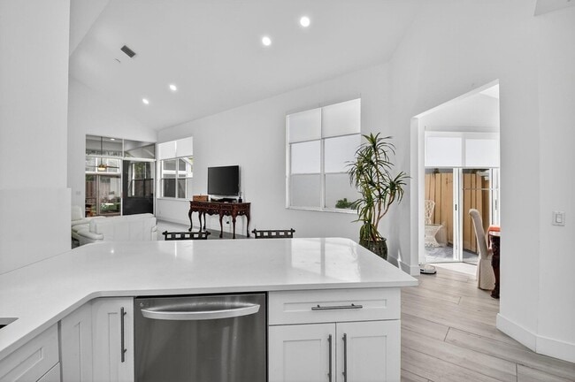 Building Photo - 6668 NW 25th Terrace