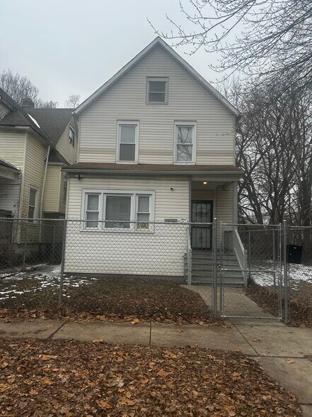 Building Photo - 12034 S Eggleston Ave