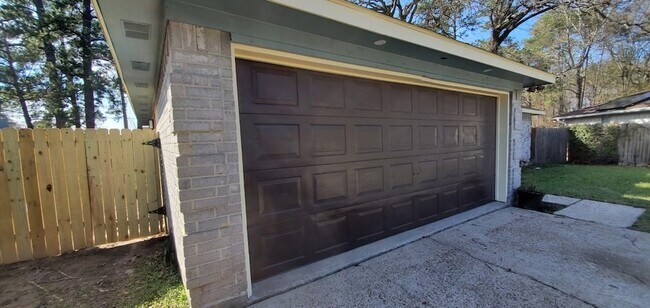 Building Photo - 23431 Dew Wood Ln