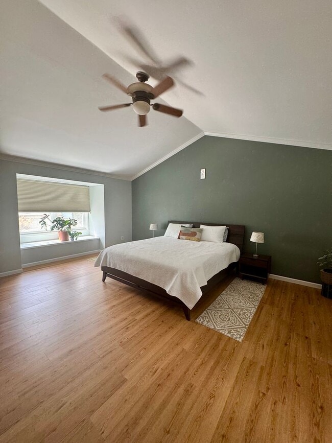 Building Photo - Beautiful Fort Collins Home with Golf Cour...