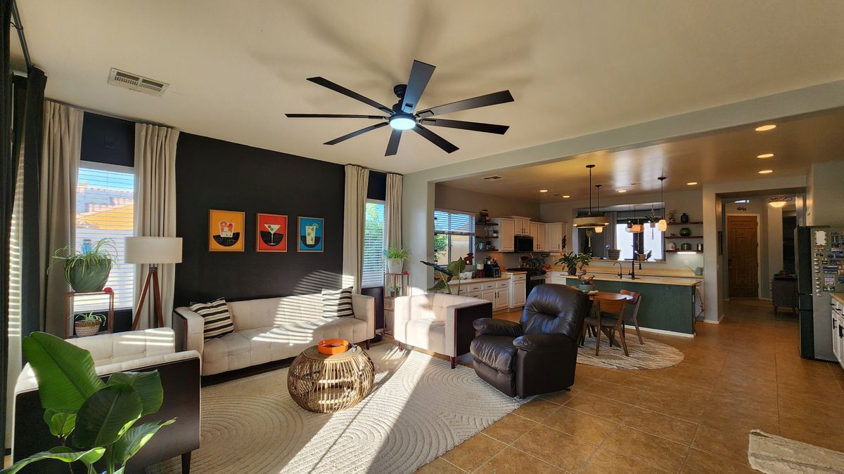 Building Photo - 18970 N Alicante St