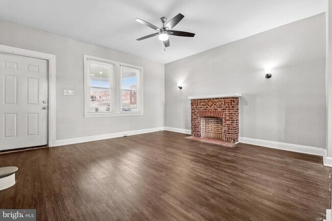 Building Photo - 211 Allendale St