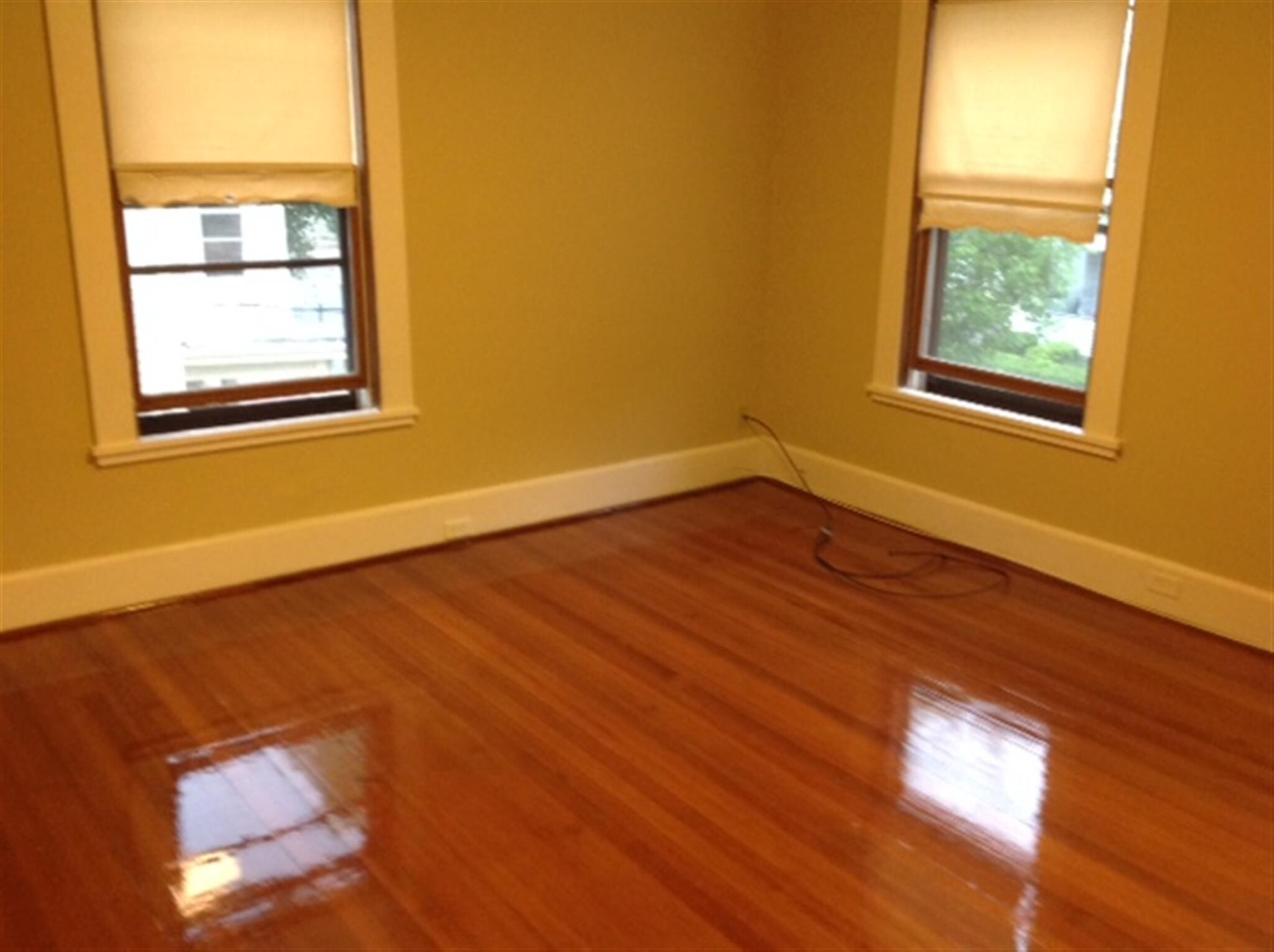 Building Photo - 26 Dover St