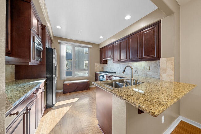 Building Photo - 5509 W 149th Pl