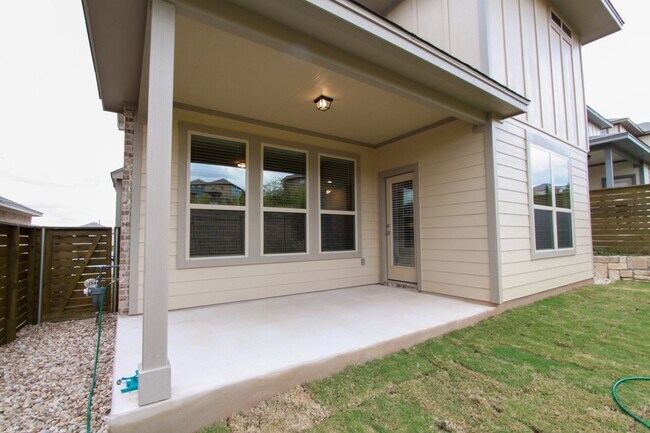 Building Photo - 3651 Sandy Brook Dr