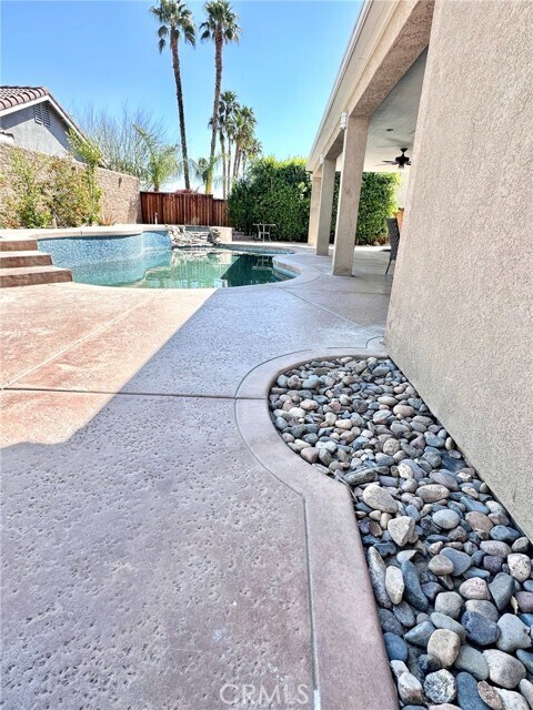 Building Photo - 73518 Heatherwood Dr