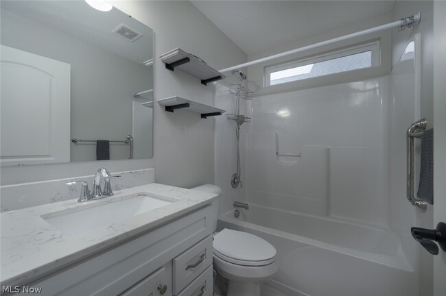 Building Photo - 15335 Knox Cir
