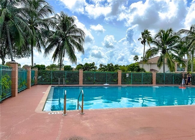 Building Photo - 2921 SE 13th Ave