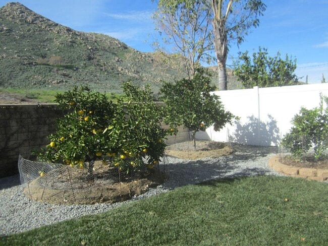 Building Photo - HIDDEN SPRINGS HACIENDA