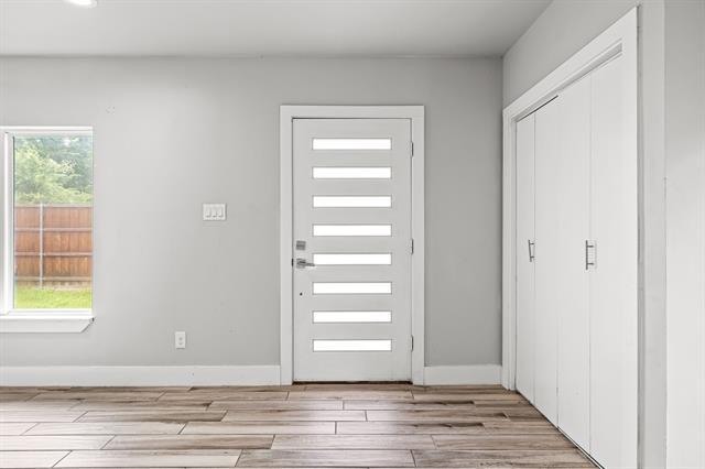 Building Photo - 8911 Diceman Dr