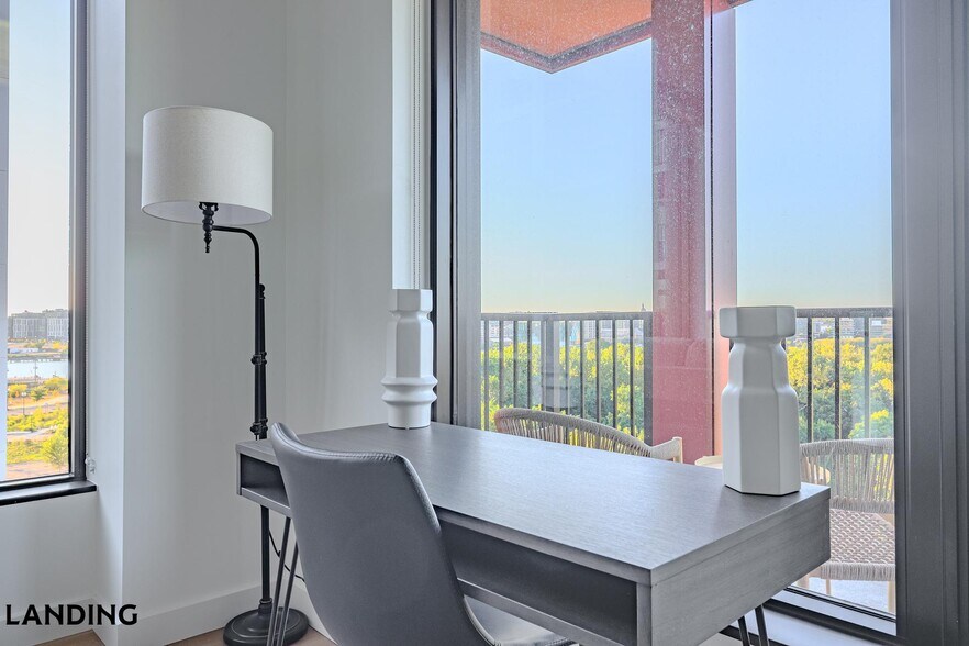 Building Photo - 632 Howard Rd SE