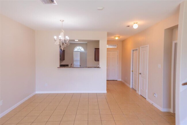 Building Photo - 5123 Harbor Palm Dr