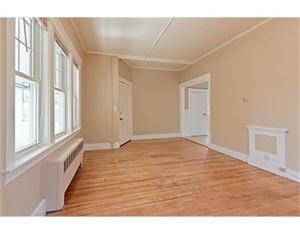 Building Photo - 16 Gates Ct