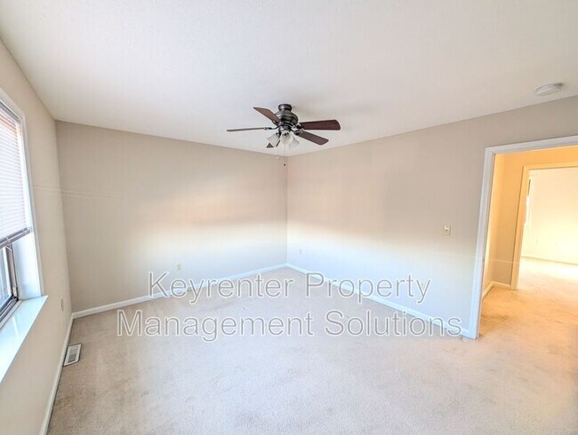 Building Photo - 500 Winchester Ave