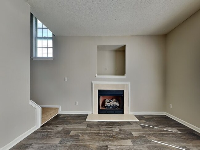 Building Photo - 3518 Joel Turner Dr