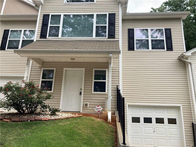 Building Photo - 370 Pointe Cir