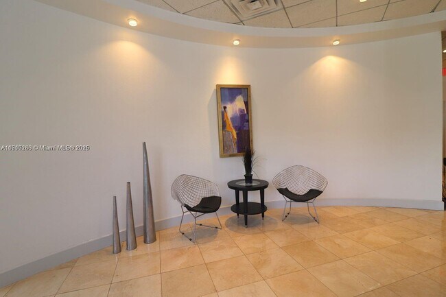 Building Photo - 401 69th St