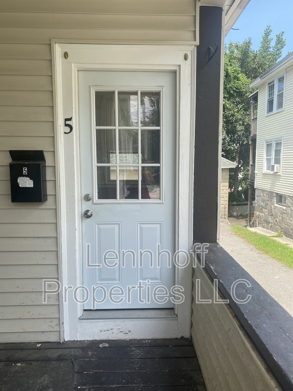 Primary Photo - 143 Westford St