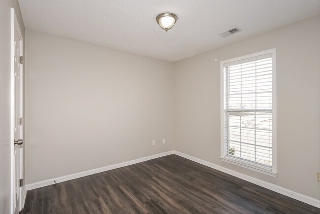 Building Photo - 6799 Showboat Ln