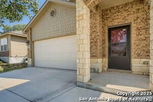 Building Photo - 15111 Pandion Dr
