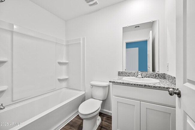 Building Photo - 1855 Yance Dr