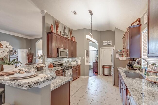 Building Photo - 23414 Goldking Cross Ct