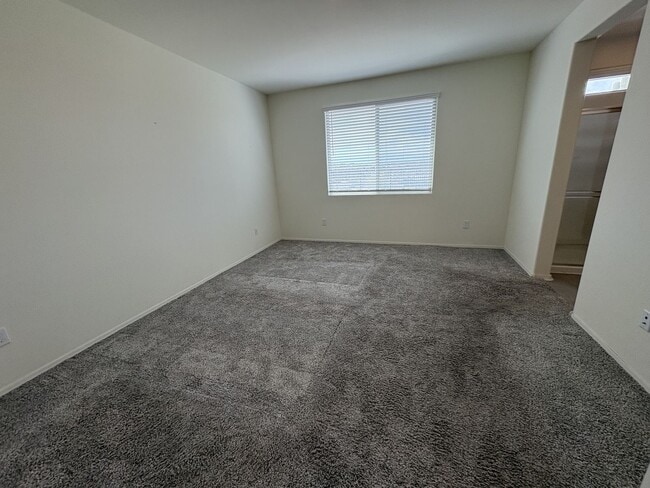 Building Photo - Vail School District with great views 4 bedroom plus den