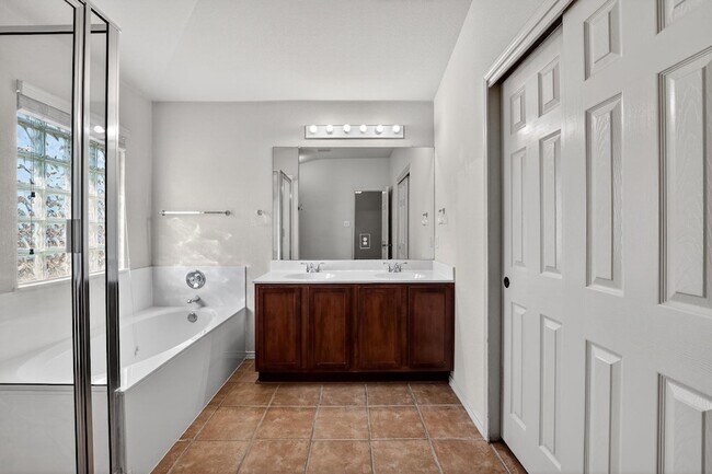 Building Photo - 3137 Corrigan Ln