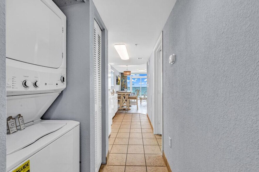 Building Photo - 1700 N Ocean Blvd