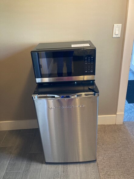 Building Photo - 2385 Good Trump Ct