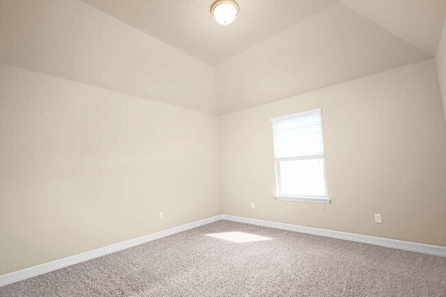 Building Photo - Beautiful 4-Bedroom Home in Stevens Ranch – Walking Distance to Northside ISD Schools!