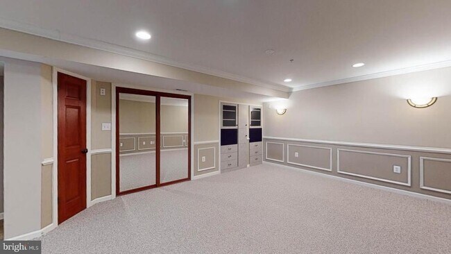 Building Photo - 13011 Firestone Ct